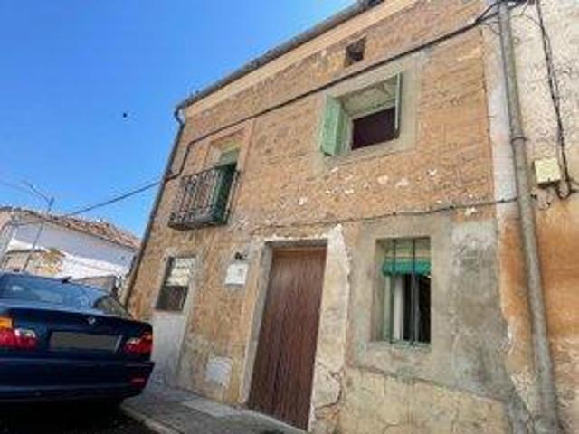 Casa - Chalet en venta en Mandayona de 187 m2 photo 0