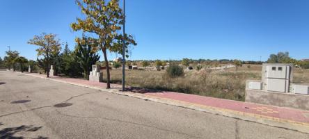 Terreno en venta en Horche de 174 m2 photo 0