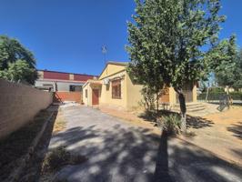 Local en venta en Torre del Burgo de 477 m2 photo 0