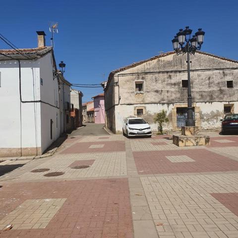 Casa - Chalet en venta en Sacecorbo de 270 m2 photo 0