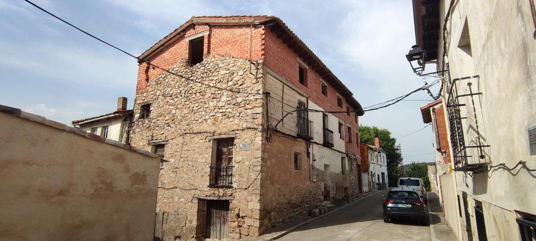 Casa - Chalet en venta en Cogolludo de 569 m2 photo 0