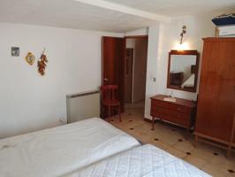 Casa de pueblo en venta en Plaza Mayor, 18 photo 0