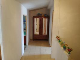 Casa de pueblo en venta en Plaza Mayor, 18 photo 0