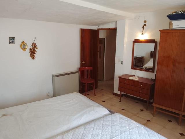 Casa de pueblo en venta en Plaza Mayor, 18 photo 0