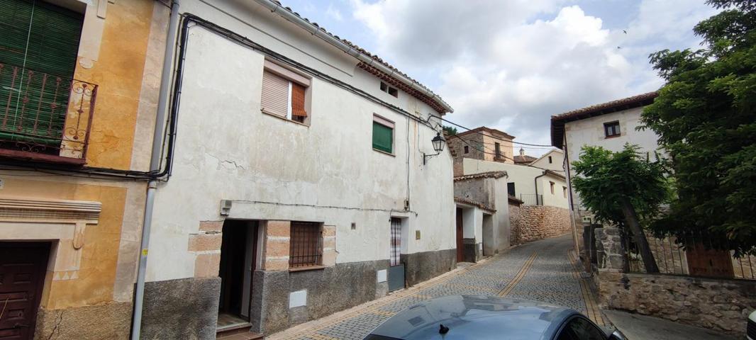 Casa - Chalet en venta en Durón de 437 m2 photo 0