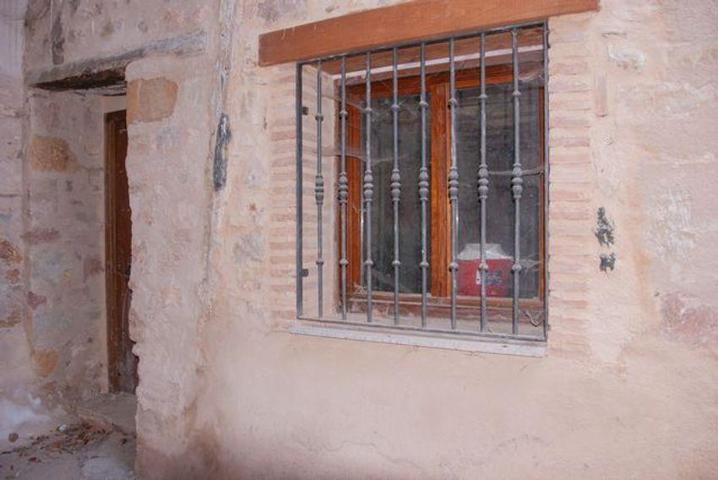 Chalet adosado en venta en Calle de Cervantes, 9 photo 0