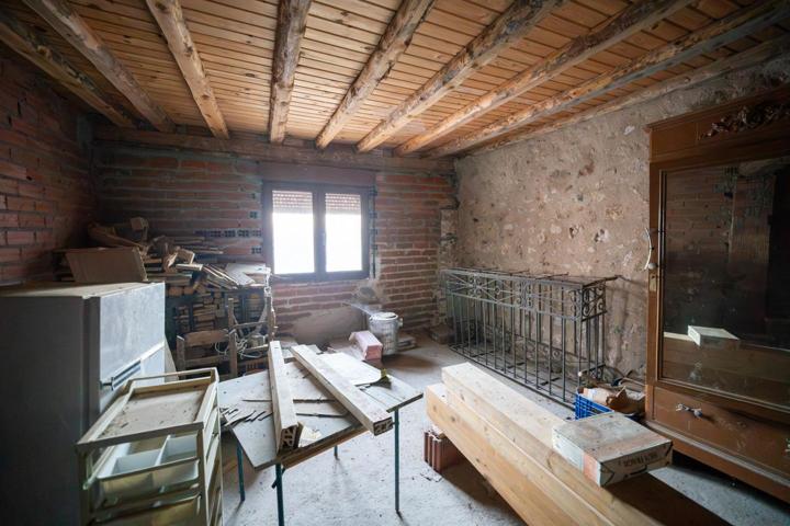 Chalet adosado en venta en Calle de Cervantes, 9 photo 0