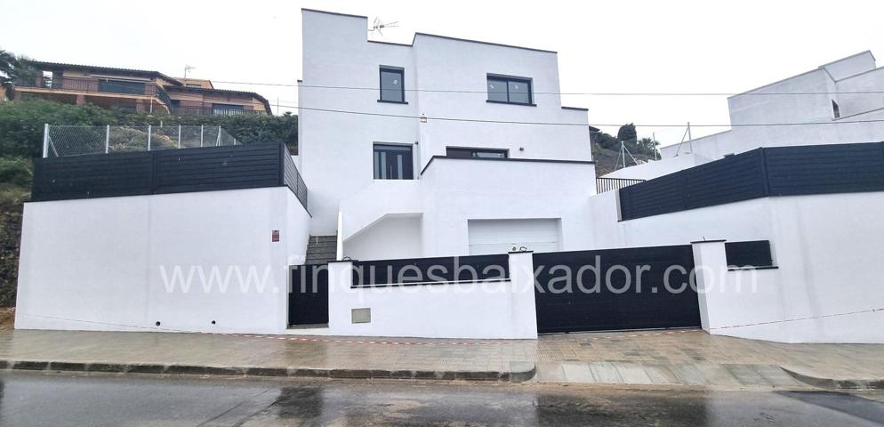¡CASA DE OBRA NUEVA EN URB. LES BRISES DE CALAFELL (SEGUR DE DALT)! photo 0