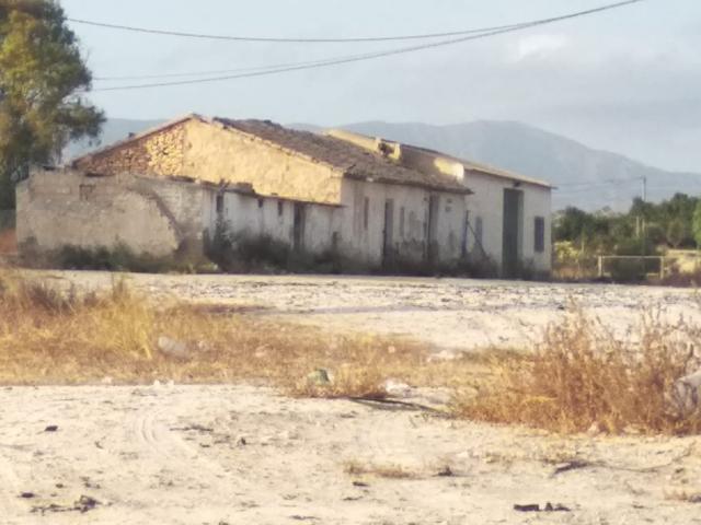 TERRENO EN LAS CAÑADAS DEL ROMERO photo 0