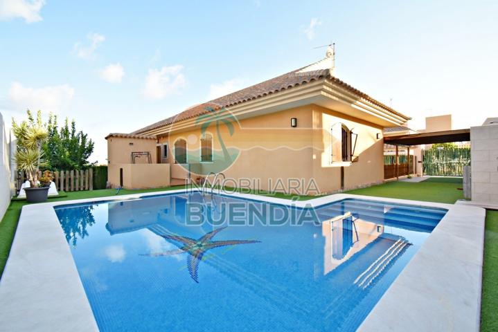 ESPECTACULAR CHALET CON VISTAS Y PISCINA EN BOLNUEVO photo 0