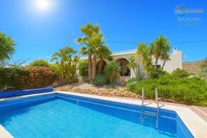 🌿 Acogedora casa de campo con vistas preciosas, lista para entrar photo 0