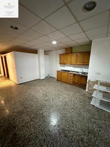 LOCAL VIVIENDA EN RAVAL photo 0