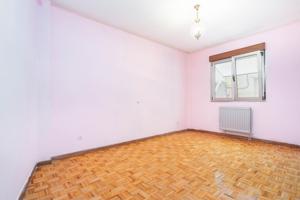 PISO GRANDE Y MUY CENTRICO EN MIERES photo 0