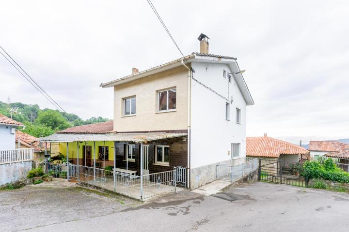 Casa adosada en venta en PERLAVÍA (Oviedo) photo 0