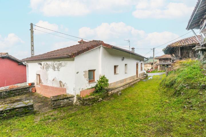 Casa en venta en El Olivar,Villaviciosa photo 0