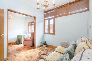 ¡Oportunidad para reformar a tu gusto! Casa adosada de 123 m² construidos con tejado nuevo photo 0