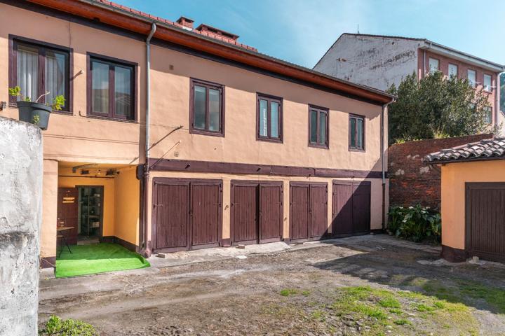Casa en Ujo con 6 trasteros-cocheras photo 0
