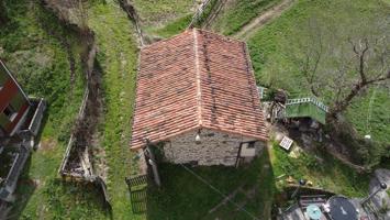 CONJUNTO DE CABAÑAS Y FINCAS EN RIOSA photo 0