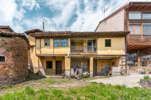 Casa con terreno en Viña, vistas abiertas y entorno único photo 0