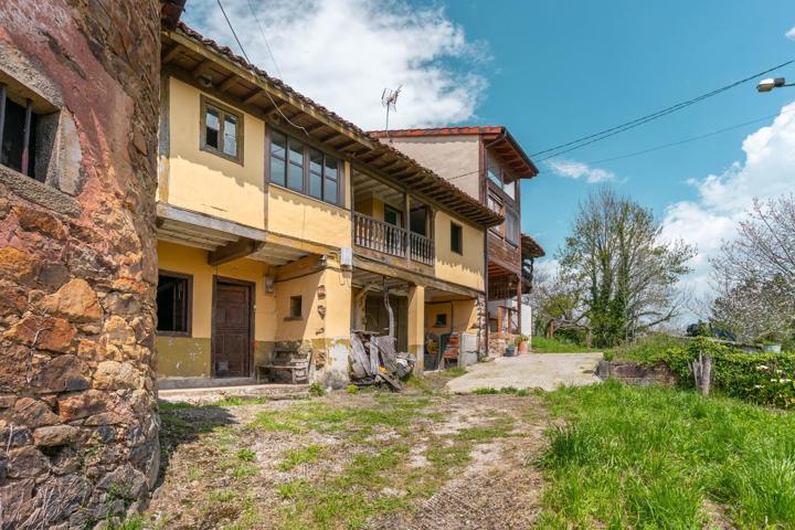 Casa con terreno en Viña, vistas abiertas y entorno único photo 0