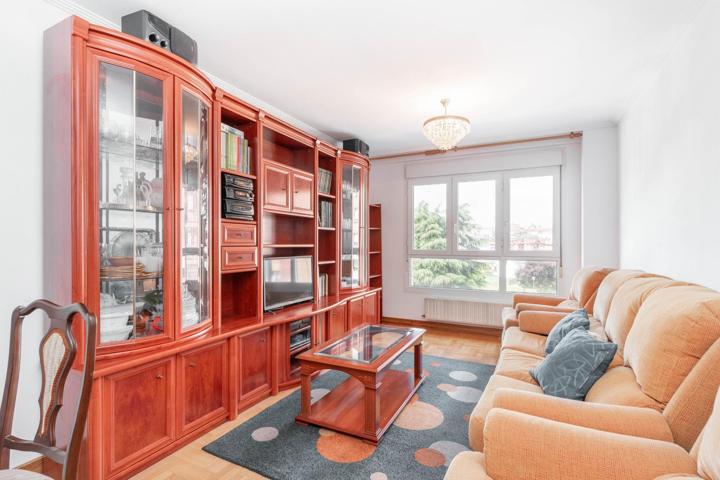 🏡 Vivienda impecable con garaje y trastero en Oviedo – photo 0