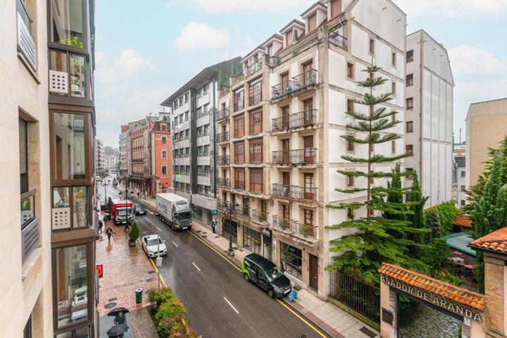 PISO EN EL CENTRO DE OVIEDO photo 0