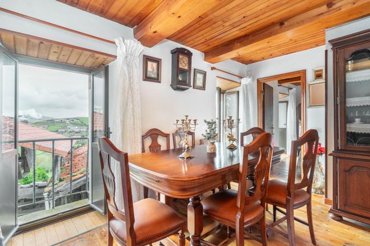 ¡Oportunidad única en el corazón del Camino de Santiago! Casa histórica con infinitas posibilidades photo 0