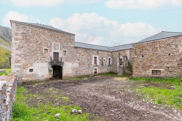 Palacio Histórico en León con Encanto por Redescubrir photo 0