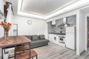 ATENCIÓN INVERSORES Y PARA TÍ QUE BUSCAS APARTAMENTO EN EL PURO CENTRO DE OVIEDO!!! photo 0
