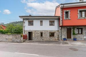 Casa con parcela en Ribera de Arriba photo 0