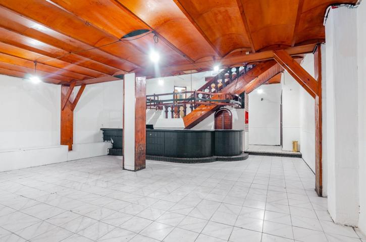 Local comercial en venta – Calle Muñoz Degrain, 3, Oviedo photo 0