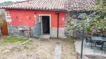 Oportunidad única en Fresno (Cabranes): casa rural con potencial y entorno natural photo 0