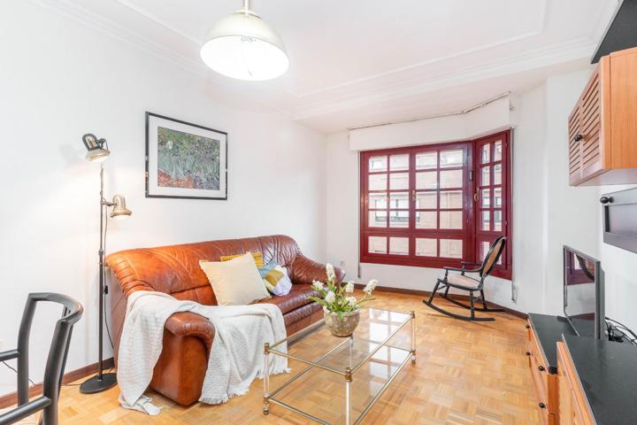 Piso en el Centro de Luanco, Gozón - Oportunidad Única photo 0