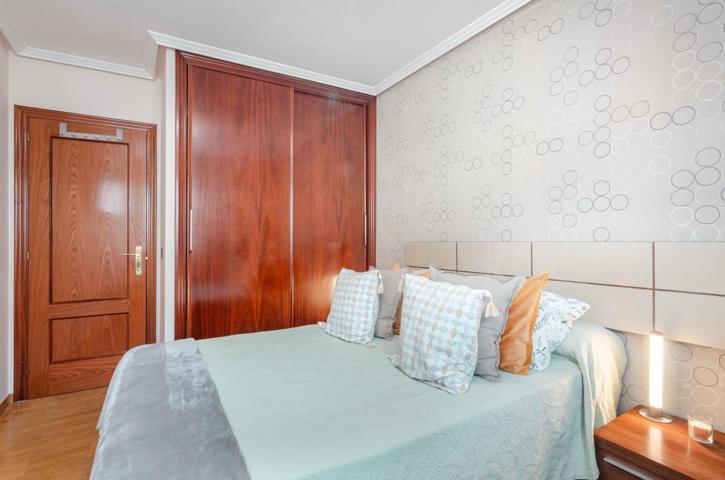 🏡 Piso amueblado, con garaje y trastero incluidos en el precio – Oviedo photo 0