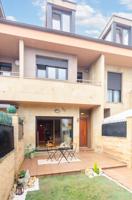 Chalet adosado con terraza y garaje en Tremañes – Gijón photo 0
