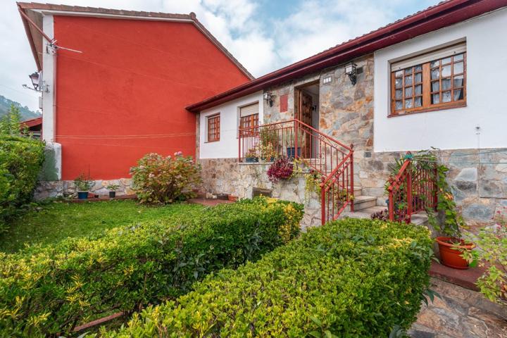 CASA CON TERRENO photo 0