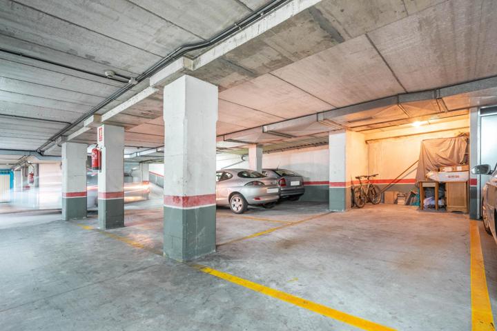 PLAZA DE GARAJE AMPLIA CON TRASTERO EN PLENO CENTRO photo 0