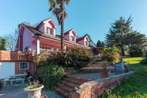 Propiedad singular con restaurante, 2 comedores y 10 habitaciones en Santa Ana Oviedo photo 0