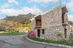 🏡 Casa de piedra nueva sin finalizar en Santa Eulalia de Morcín – Naturaleza y montaña a minutos de Oviedo photo 0