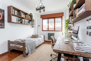 Luz, tranquilidad y espacio en un hogar que lo tiene todo photo 0