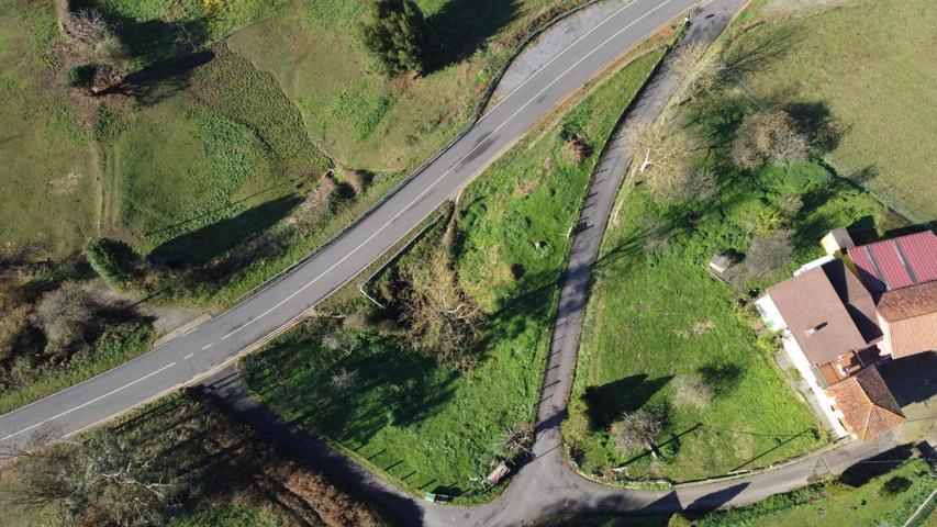 ¡Dos parcelas edificables en una! photo 0