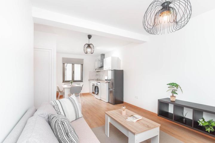 PISO REFORMADO DE 3HABITACIONES EN MIERES photo 0