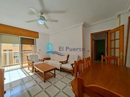 APARTAMENTO EN PRIMERA LINEA DE PLAYA, JUNTO AL PUERTO DEPORTIVO. REF 241 photo 0