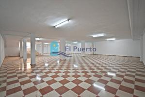 2 LOCALES COMERCIALES Y SEMISÓTANO DE 300 METROS - REF 75 photo 0