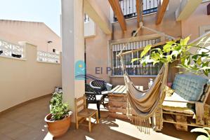 AMPLIA VIVIENDA EN ESQUINA CON TERRAZA Y PARKING – REF 862 photo 0