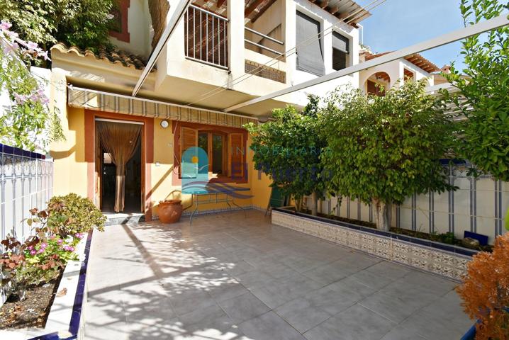 AMPLIO DÚPLEX CON 4 DORMITORIOS Y SOLÁRIUM EN PLAYA GRANDE – REF. 1285 photo 0