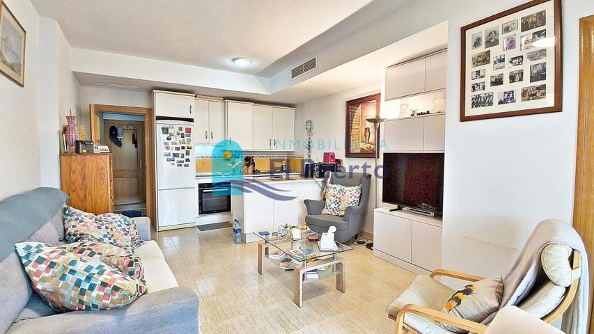 ACOGEDOR APARTAMENTO A 50 METROS DE LA PLAYA EN LA ISLA – REF 1143 photo 0