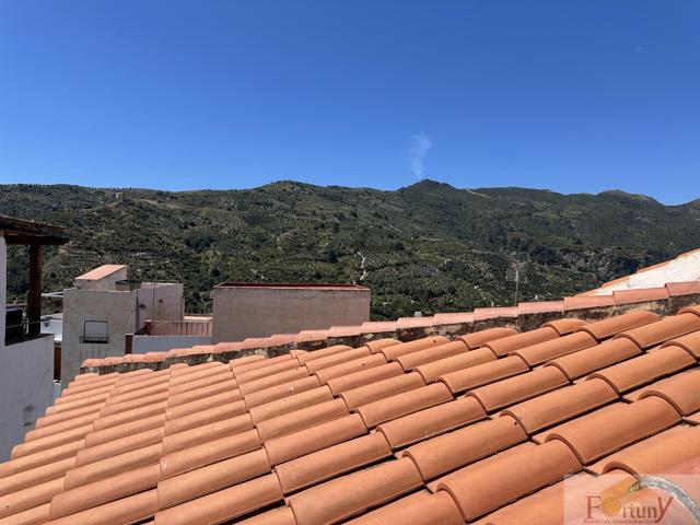 Casa En venta en Casco Antiguo, Otívar photo 0