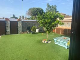 VENTA DE CHALET URBANO EN LAS RAPACES photo 0