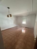 VENTA DE PISO EN PLANTA BAJA EN AVENIDA LA LIBERTAD photo 0